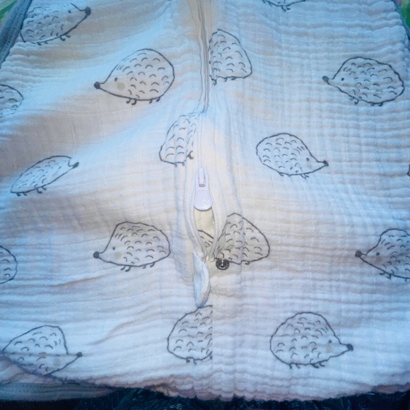 Darling SWADDLE DESIGNS Muslin zzZipMe SleepSack Cotton 0-6 Months HEDGEHOG - Picture 5 of 6